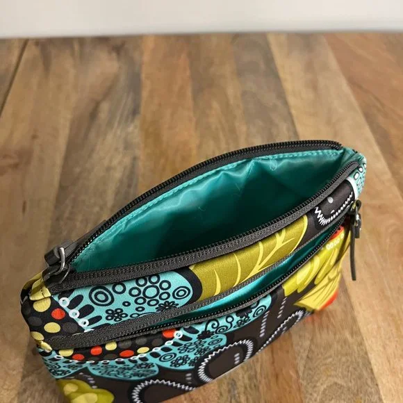 Vera Bradley Flower Shower makeup bag - Picture 4 of 4